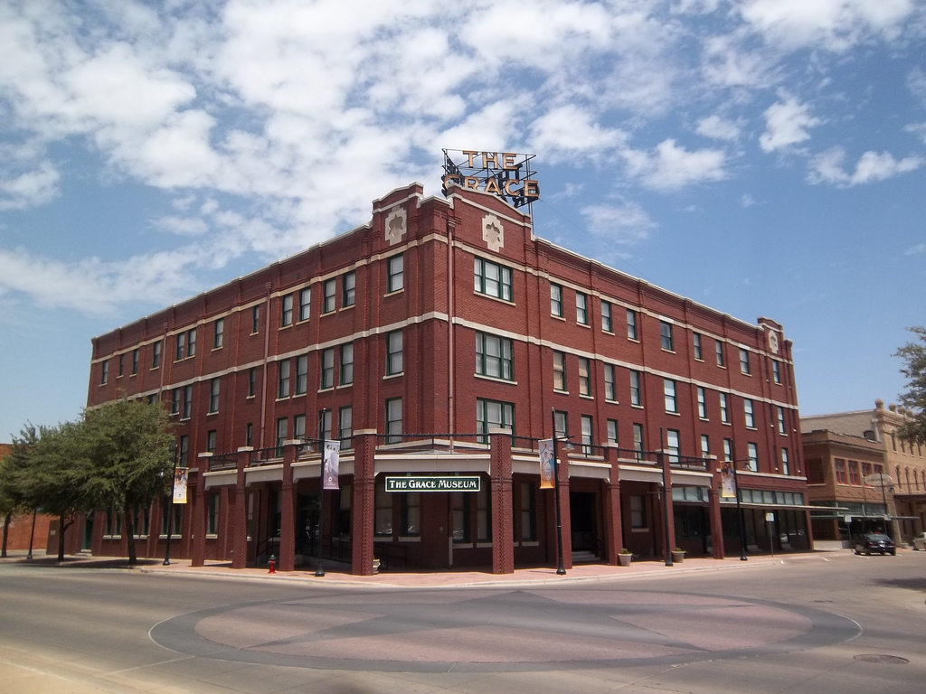 A photo of the Grace Museum from the street