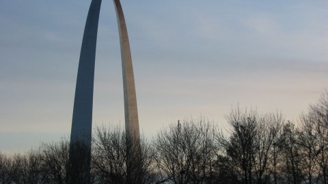 Image of St. Louis Arch at an angle