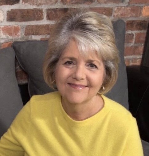 Headshot of Rachel Platt
