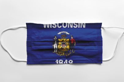 A surgical mask printed with the Wisconsin flag
