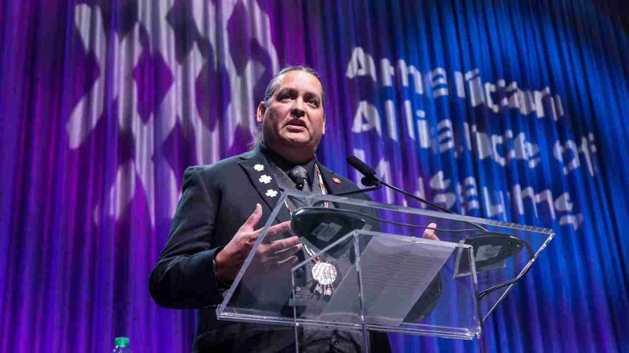 Gregg Deal presenting at the 2023 AAM Annual Meeting & MuseumExpo
