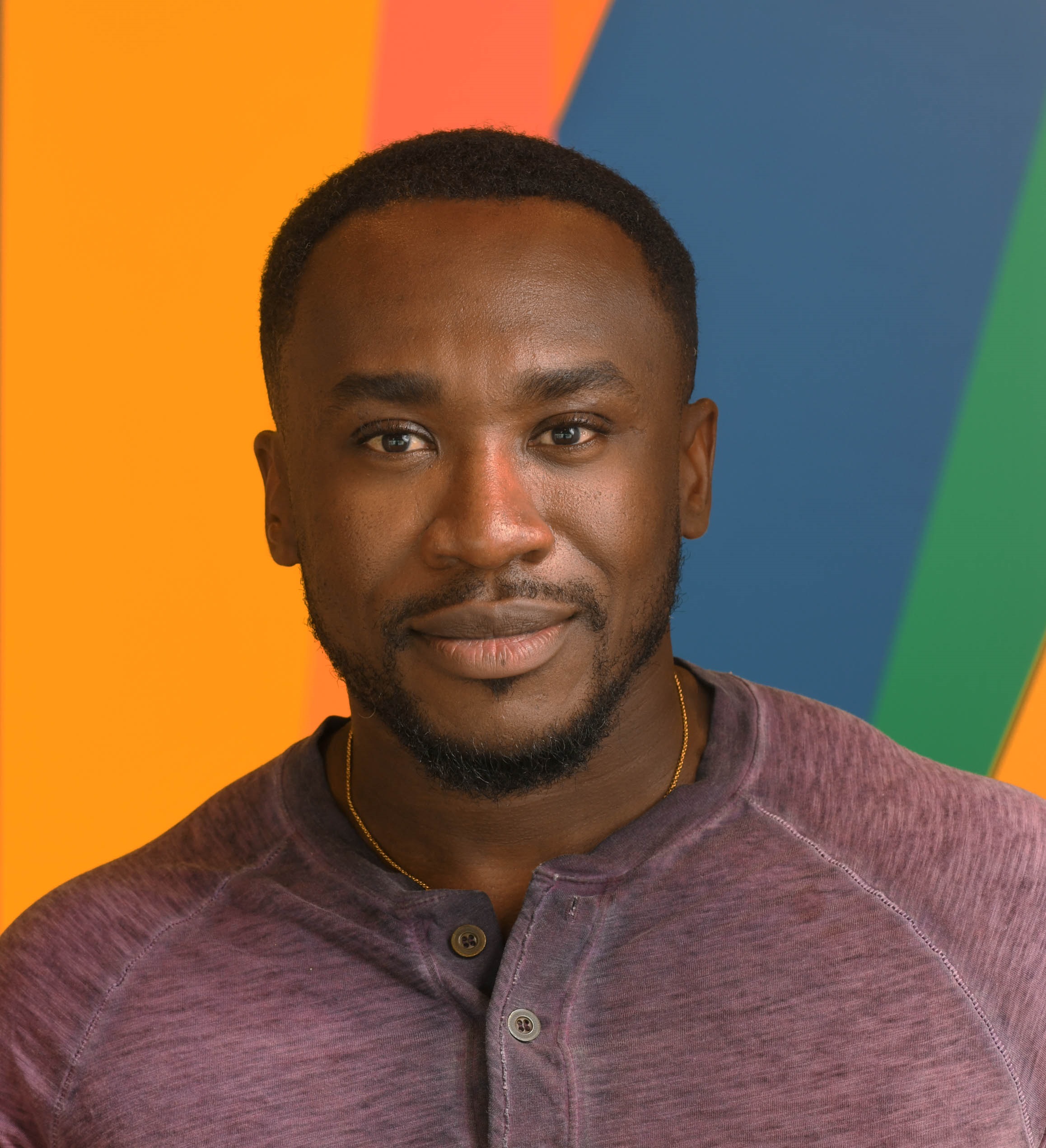 Headshot of an individual