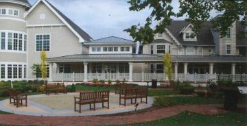 The Magic House, a children's museum in St. Louis, Mo., expanded its original structure incrementallyover time and using small capital campaigns. This allowed the museum to make needed changes—but with caution.